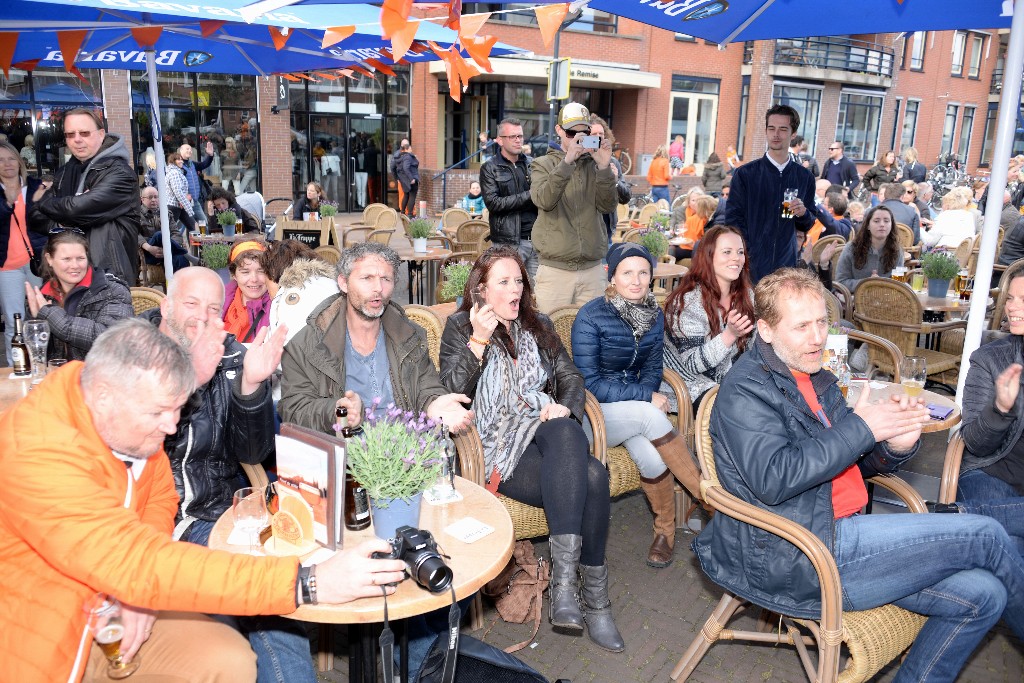 ../Images/Roved bij cafe De Punt Koningsdag 2017 038.jpg